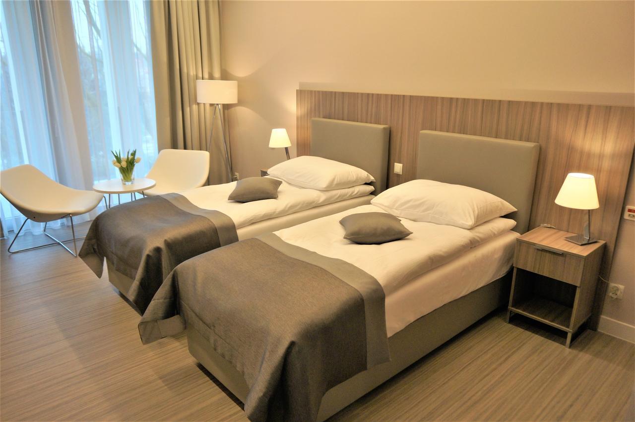 Mieszko II Hotel คาเมียน โปมอร์สกี ภายนอก รูปภาพ